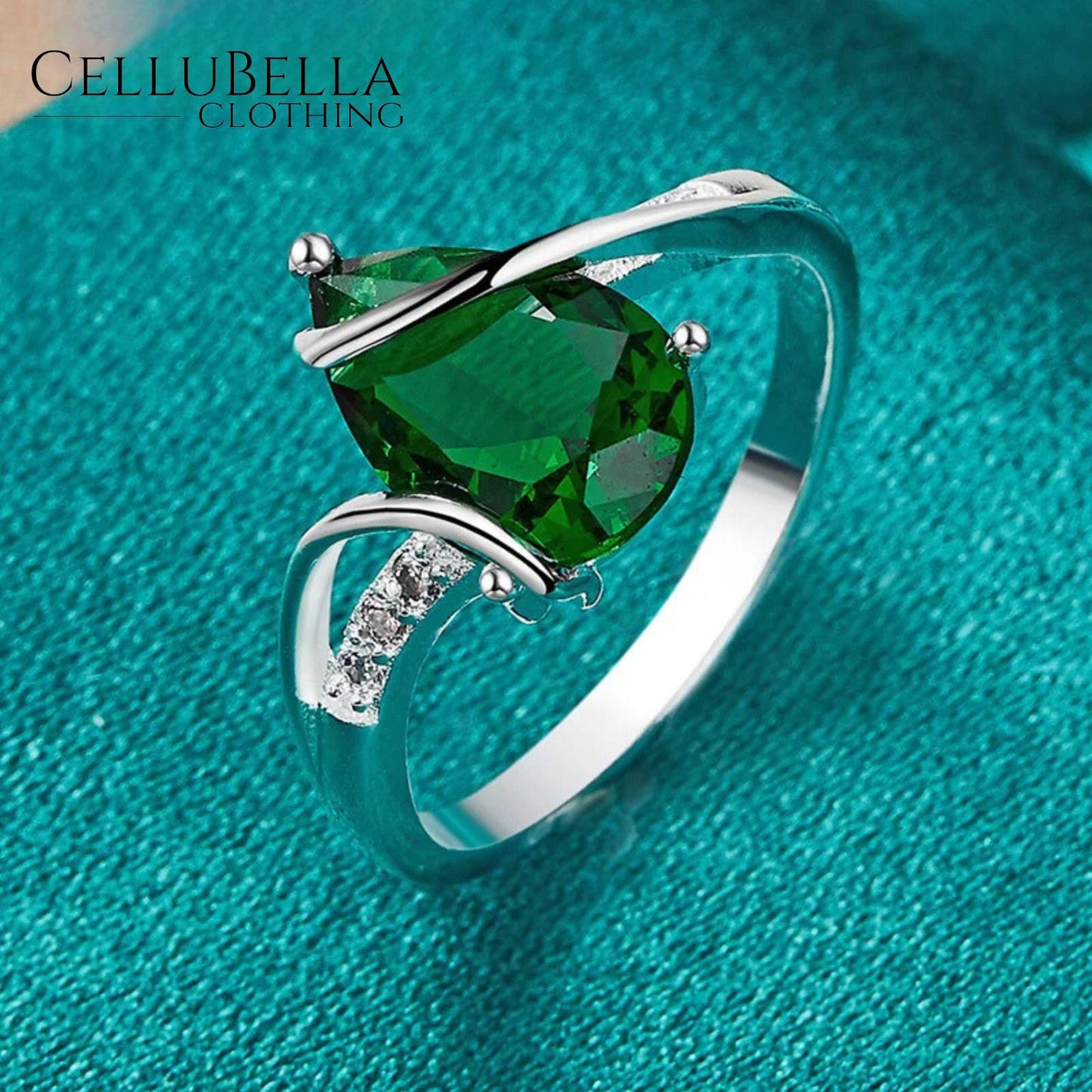 Anillo de compromiso – Gota de agua con brillo elegante y clásico