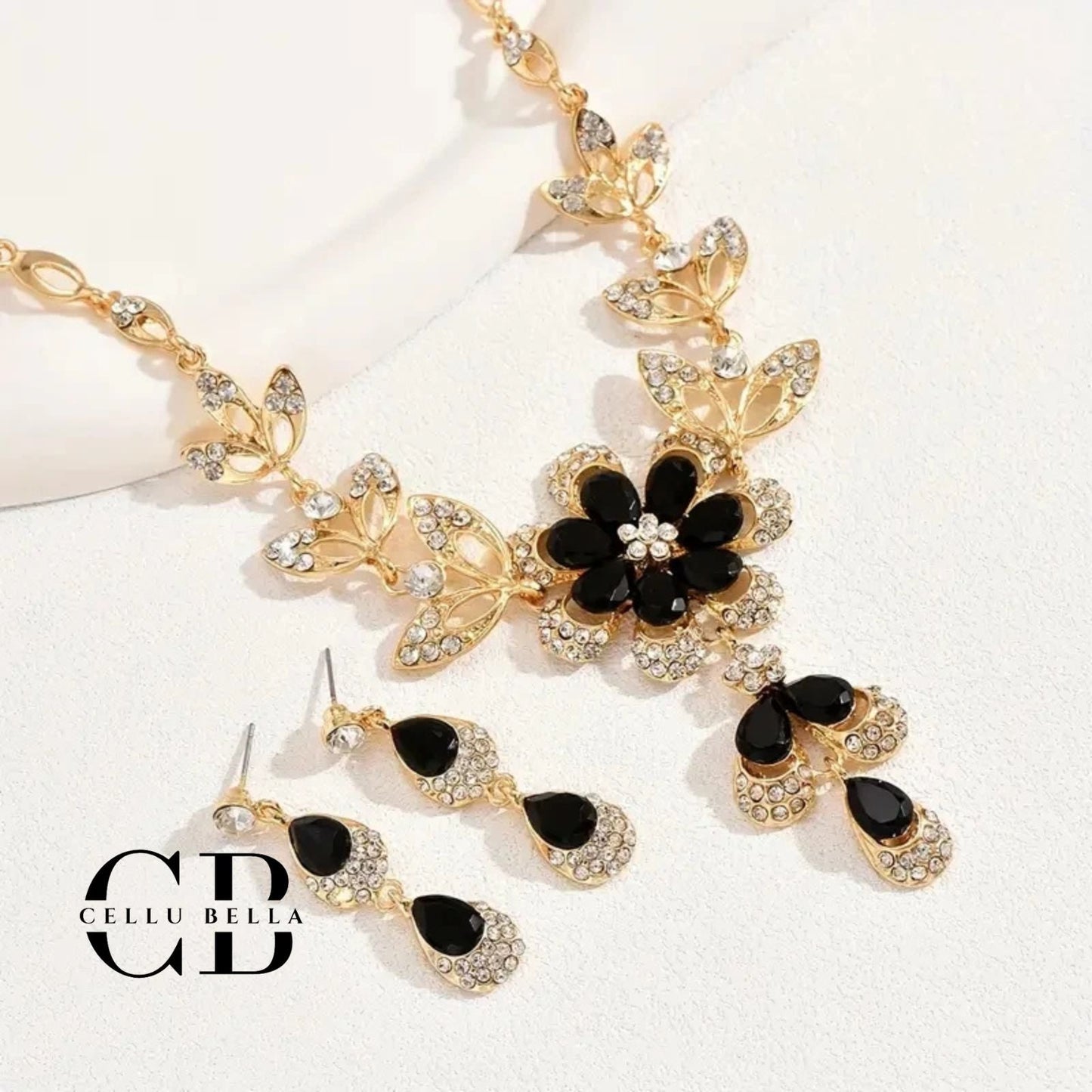 Conjunto de Joyas – Collar y Pendientes Románticos con Cristales Negros y Strass