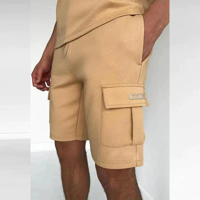 Camisa clásica botones y pantalón corto cargo – Conjunto elegante y cómodo para verano